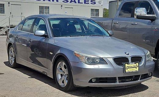 2006 BMW 525I