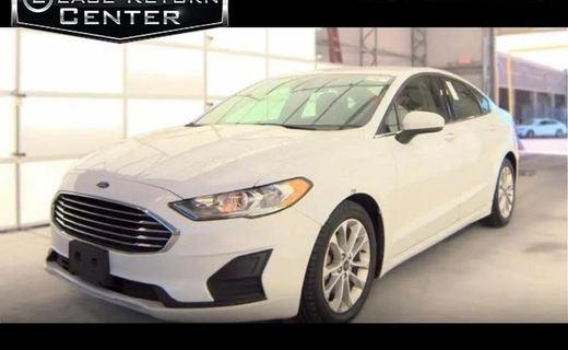 2020 Ford Fusion SE