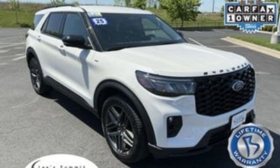 2023 Ford Explorer Base