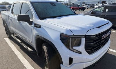 2023 GMC Sierra Elevation