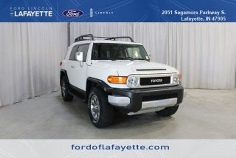 2013 Toyota Fj Cruiser — a typically priced live listing