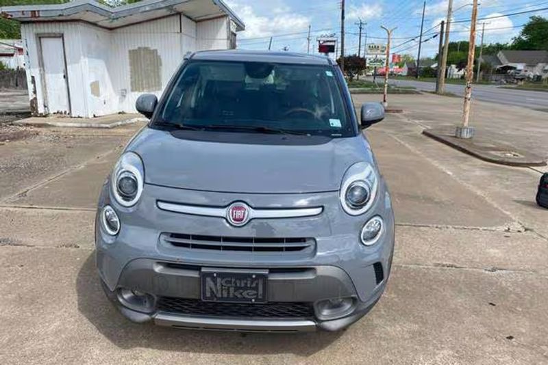 2014 Fiat 500L — a typically priced live listing
