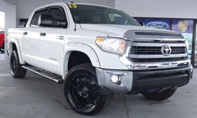 2015 Toyota Tundra SR5 Grade