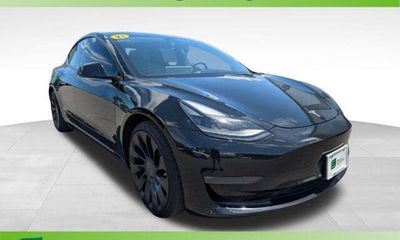 2023 Tesla Model 3 Performance