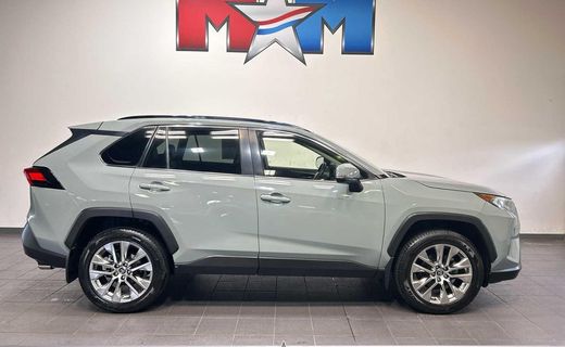 2019 Toyota RAV4 XLE Premium