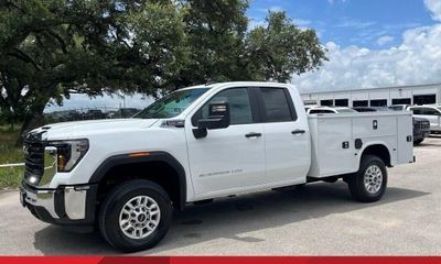 2026 GMC Sierra HD Pro