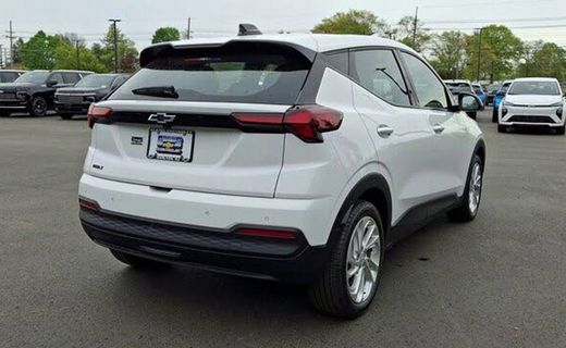 2027 Chevrolet Bolt LT