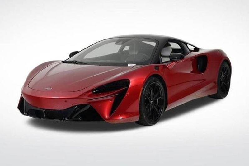 2024 Mclaren Artura — a typically priced live listing
