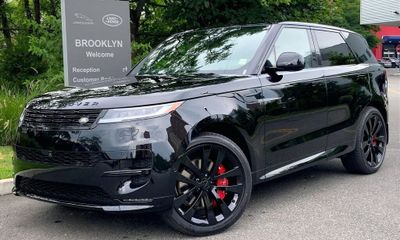 2026 Land Rover Range Sport P530 Dynamic SE