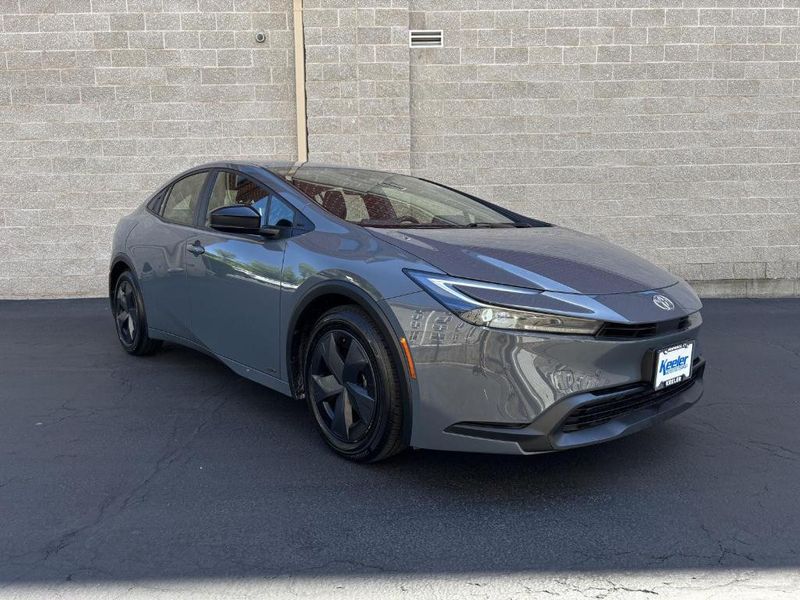 2023 Toyota Prius — a typically priced live listing