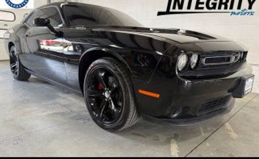 2015 Dodge Challenger SXT
