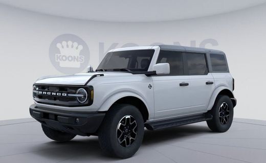 2026 Ford Bronco Outer Banks