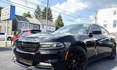 2015 Dodge Charger SXT