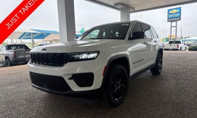 2024 Jeep Grand Cherokee Laredo
