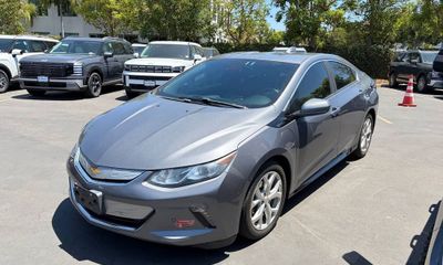 2018 Chevrolet Volt Premier