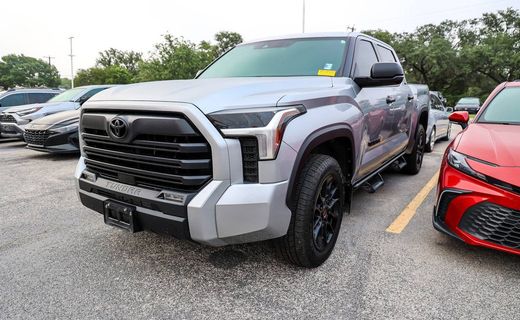 2025 Toyota Tundra SR5