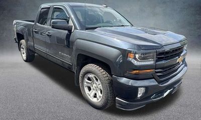 2017 Chevrolet Silverado LT