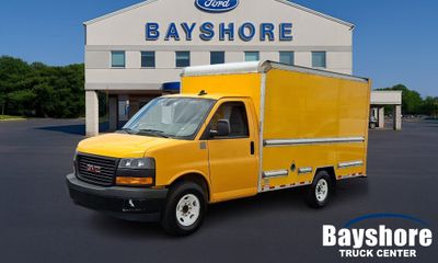 2021 GMC Savana 3500 139 Cutaway