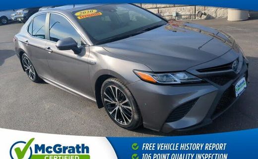 2020 Toyota Camry SE