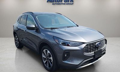 2025 Ford Escape Platinum