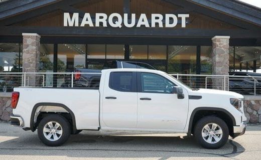 2023 GMC Sierra