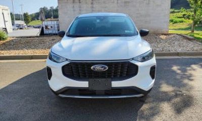 2025 Ford Escape Active