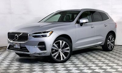 2023 Volvo XC60 Ultimate Bright