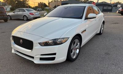 2017 Jaguar XE