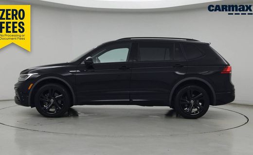 2023 Volkswagen Tiguan SE Black