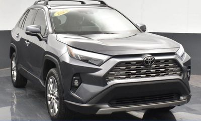 2024 Toyota RAV4 Limited