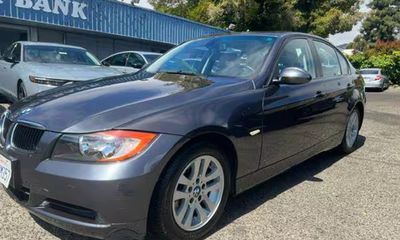 2006 BMW 325I