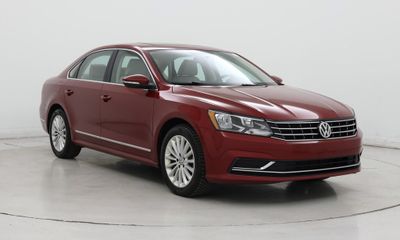 2016 Volkswagen Passat 1 8T SE