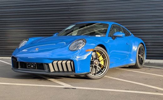 2025 Porsche 911