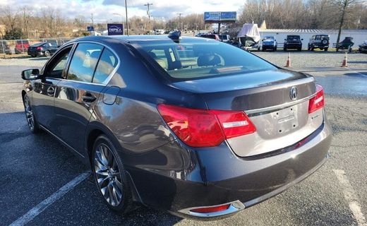 2016 Acura RLX Technology Package