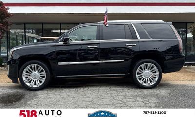 2016 Cadillac Escalade Platinum