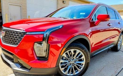 2024 Cadillac XT4 Premium Luxury