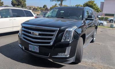 2015 Cadillac Escalade Luxury