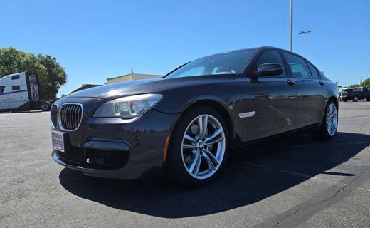2015 BMW 740LI