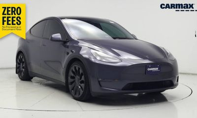 2023 Tesla Model Y Performance