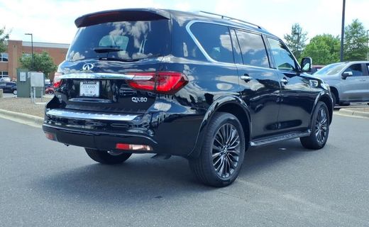 2023 Infiniti QX80 Premium