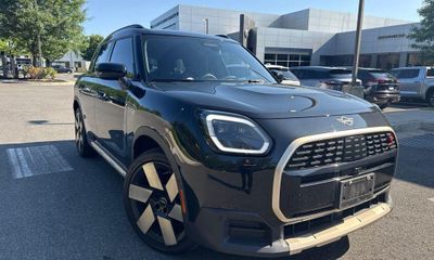 2025 Mini Countryman S