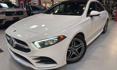2022 Mercedes-Benz A-Class A220 4M