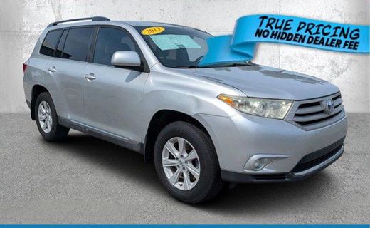 2013 Toyota Highlander Base
