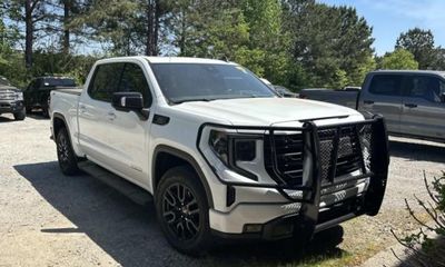 2022 GMC Sierra Elevation