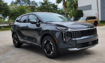 2026 Kia Sportage EX