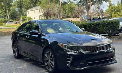 2017 Kia Optima 2 0T SX