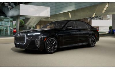2026 BMW 740i