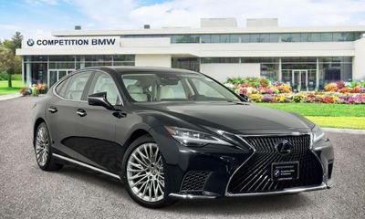 2024 Lexus LS 500 Core