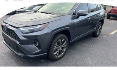 2024 Toyota RAV4 XLE Premium