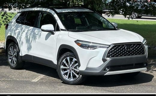 2023 Toyota Corolla Cross XLE